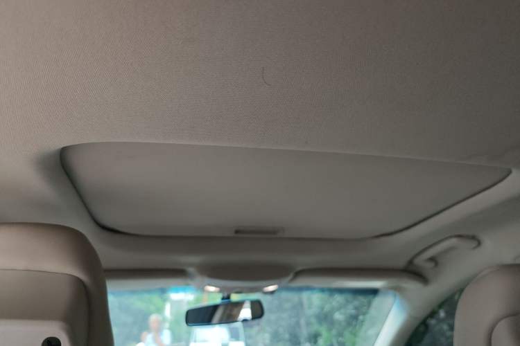 Used Lincoln MKZ 2019 2.0T Luxury Edition China VI Standard Headliner