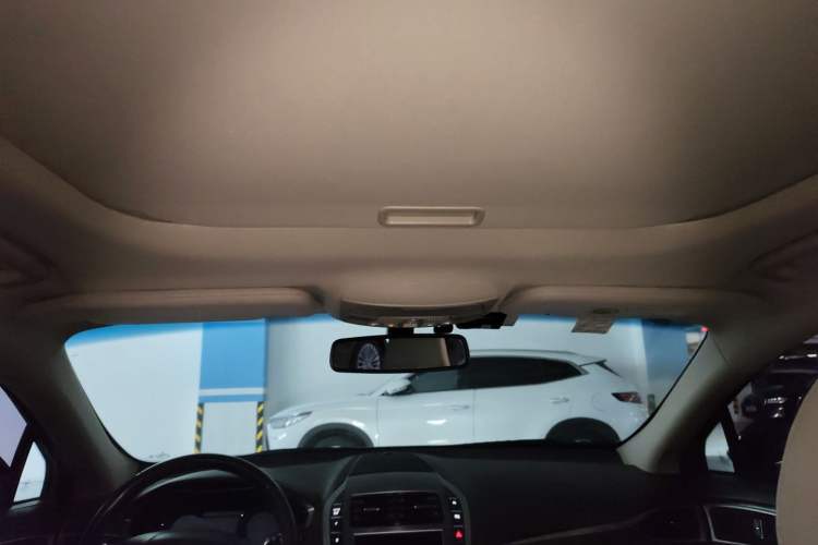 Used Lincoln MKZ 2019 2.0T Luxury Edition China VI Headliner