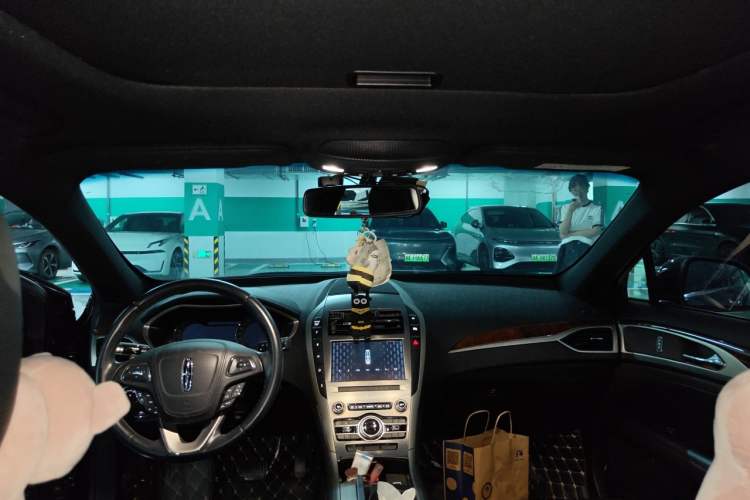 Used Lincoln MKZ 2019 2.0T Zunyue Edition China VI Standard Headliner