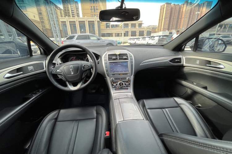 Used Lincoln MKZ 2019 2.0T Zunyue Edition China VI Standard Interior 2