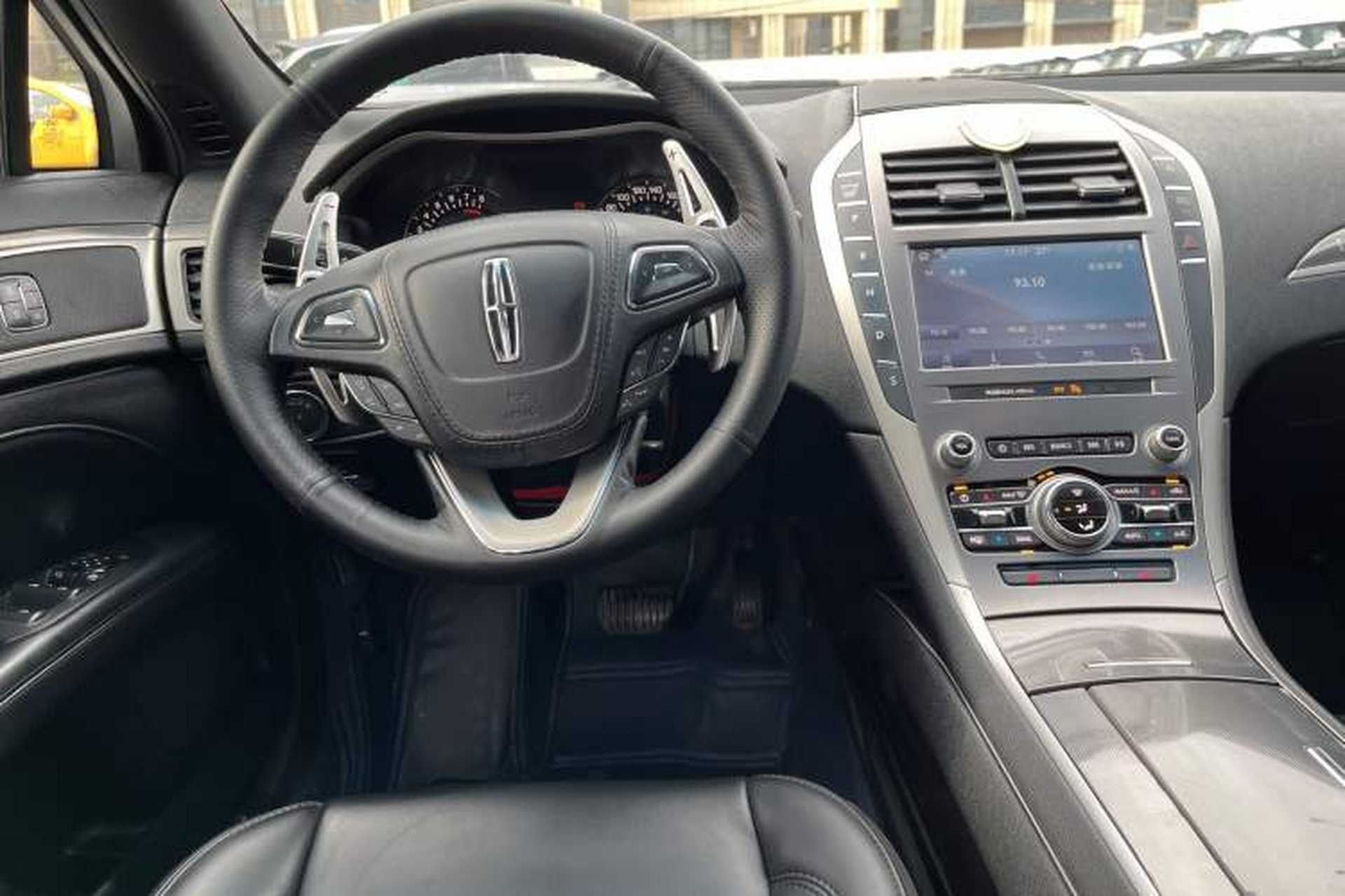 Used Lincoln MKZ 2019 2.0T Zunyue Edition China VI Standard Interior 3