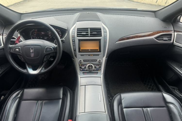 Used Lincoln MKZ 2019 2.0T Luxury Edition China VI Interior 3