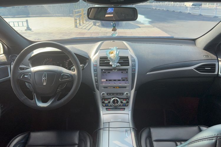 Used Lincoln MKZ 2019 2.0T Luxury Edition China VI Interior 3