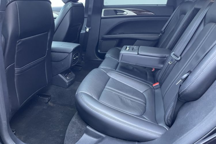 Used Lincoln MKZ 2019 2.0T Luxury Edition China VI Standard Interior 4