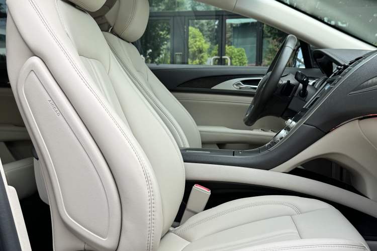 Used Lincoln MKZ 2019 2.0T Luxury Edition China VI Interior 5