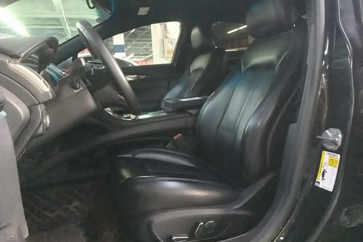 Used Lincoln MKZ 2019 2.0T Luxury Edition China VI Left Front Seat