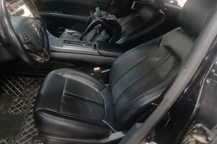 Used Lincoln MKZ 2019 2.0T Luxury Edition China VI Standard Left Front Seat