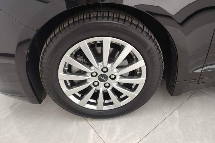 Used Lincoln MKZ 2019 2.0T Luxury Edition China VI Left Front Wheel Hub