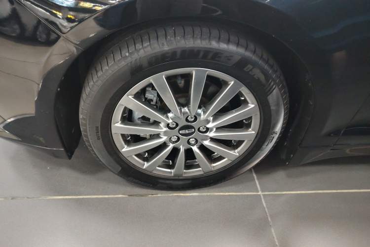 Used Lincoln MKZ 2019 2.0T Zunyue Edition China VI Standard Left Front Wheel Hub