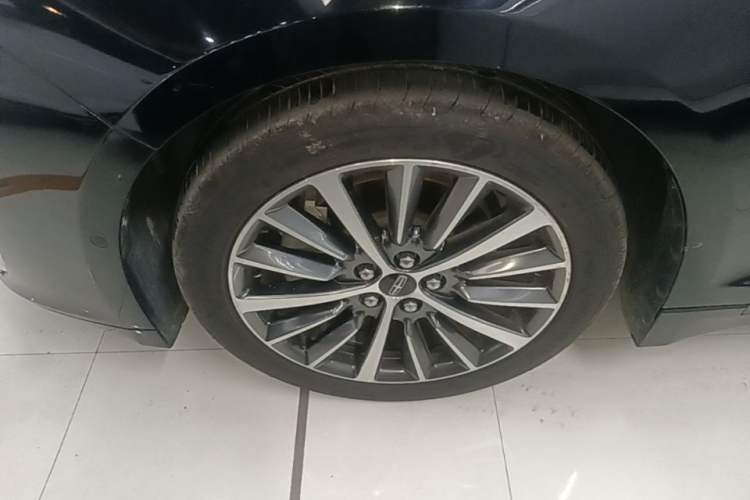 Used Lincoln MKZ 2019 2.0T Luxury Edition China VI Standard Left Front Wheel Hub