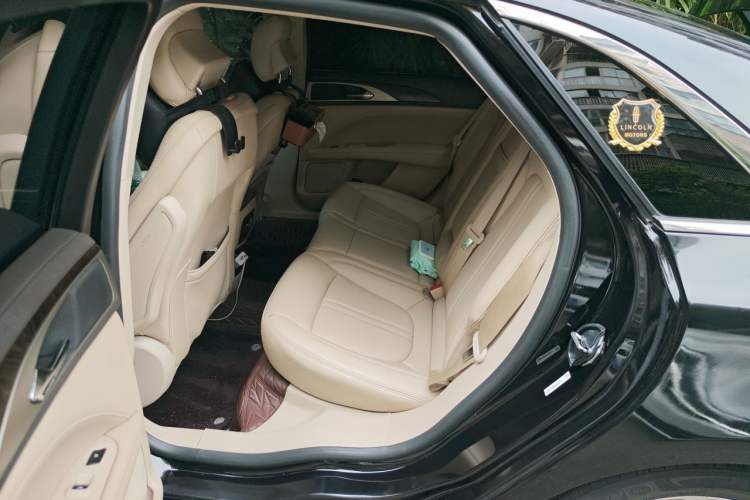 Used Lincoln MKZ 2019 2.0T Luxury Edition China VI Standard Left Rear Seat