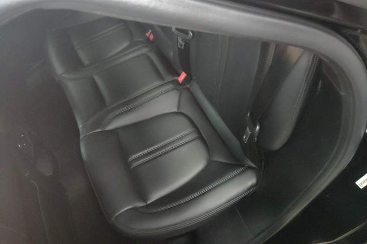 Used Lincoln MKZ 2019 2.0T Zunyue Edition China VI Standard Left Rear Seat