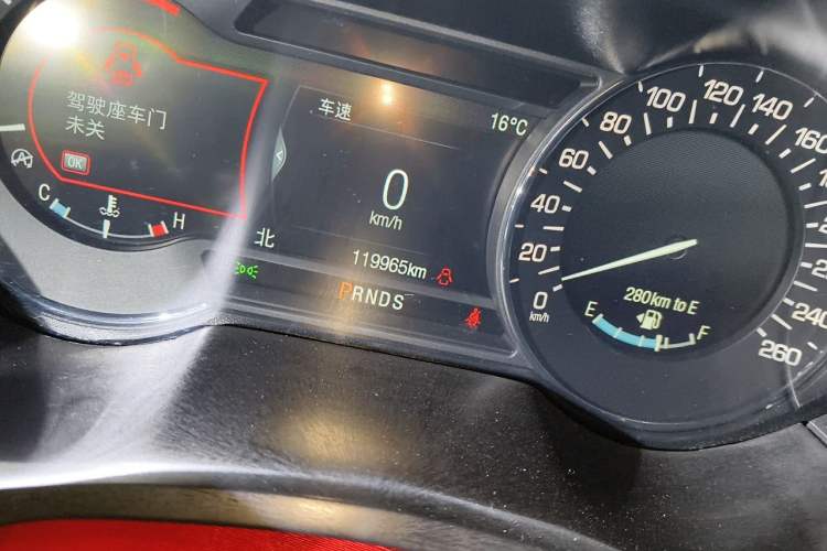 Used Lincoln MKZ 2019 2.0T Luxury Edition China VI Standard Odometer Close Up