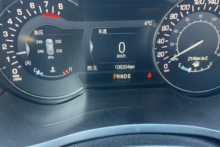 Used Lincoln MKZ 2019 2.0T Luxury Edition China VI Standard Odometer Close Up