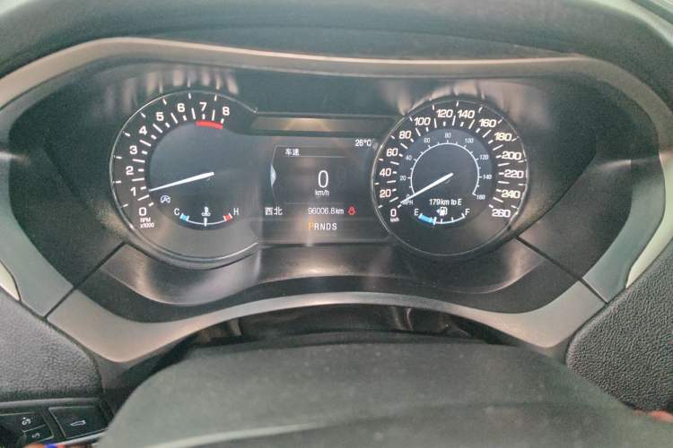 Used Lincoln MKZ 2019 2.0T Luxury Edition China VI Odometer Close Up