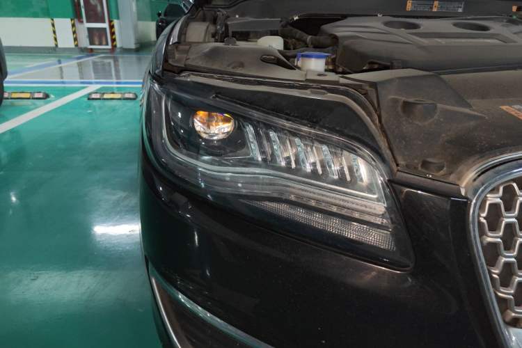Used Lincoln MKZ 2019 2.0T Zunyue Edition China VI Standard Right Front Headlight