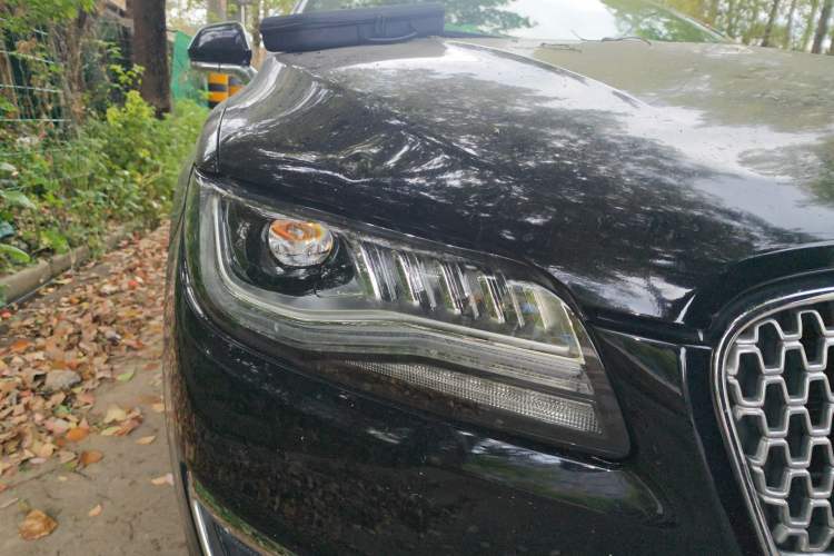 Used Lincoln MKZ 2019 2.0T Luxury Edition China VI Right Front Headlight