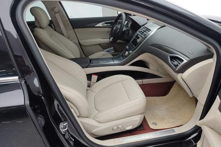 Used Lincoln MKZ 2019 2.0T Luxury Edition China VI Right Front Seat