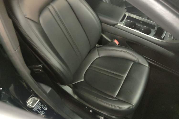 Used Lincoln MKZ 2019 2.0T Zunyue Edition China VI Standard Right Front Seat