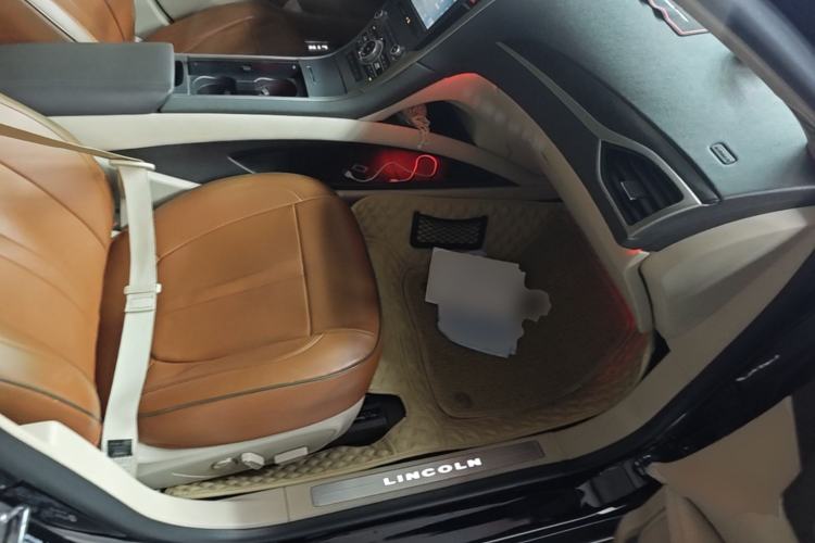 Used Lincoln MKZ 2019 2.0T Luxury Edition China VI Right Front Seat