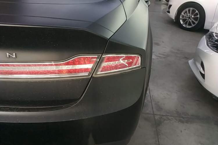 Used Lincoln MKZ 2019 2.0T Luxury Edition China VI Right Rear Taillight