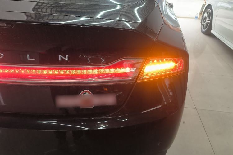 Used Lincoln MKZ 2019 2.0T Luxury Edition China VI Right Rear Taillight