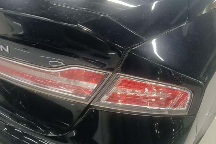 Used Lincoln MKZ 2019 2.0T Luxury Edition China VI Standard Right Rear Taillight