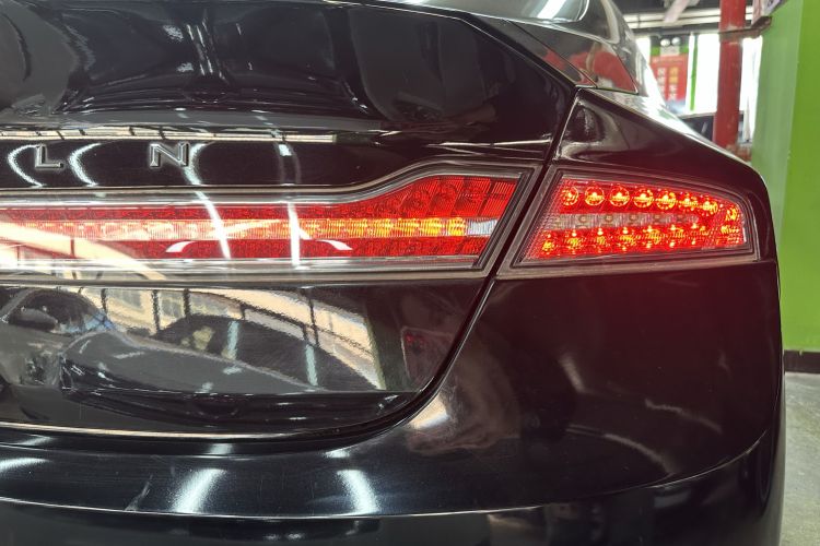 Used Lincoln MKZ 2019 2.0T Luxury Edition China VI Right Rear Taillight