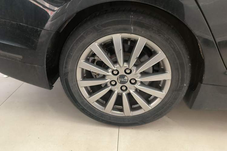Used Lincoln MKZ 2019 2.0T Luxury Edition China VI Right Rear Wheel Hub