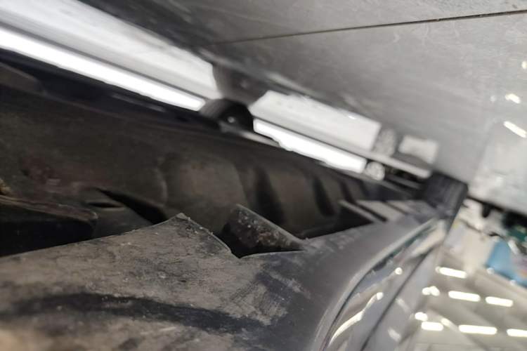 Used Lincoln MKZ 2019 2.0T Luxury Edition China VI Right Side Sill