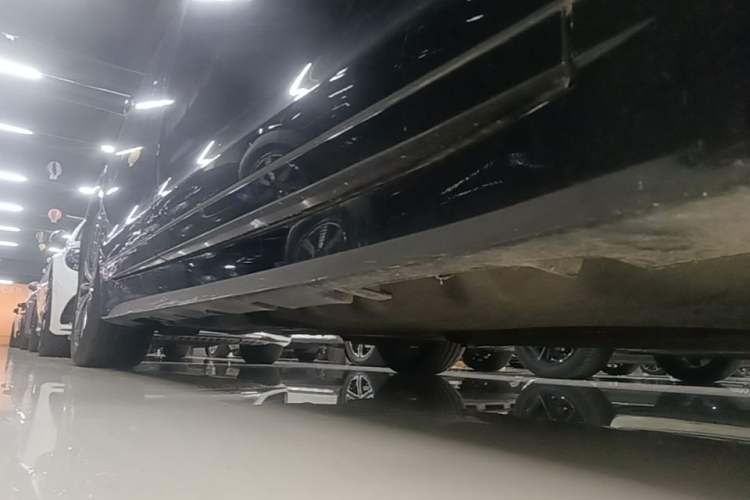 Used Lincoln MKZ 2019 2.0T Luxury Edition China VI Standard Right Side Sill