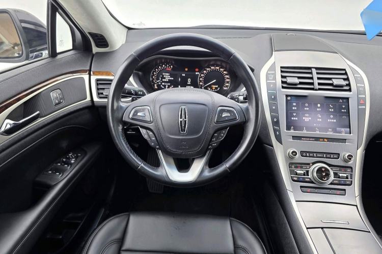 Used Lincoln MKZ 2019 2.0T Luxury Edition China VI Steering Wheel