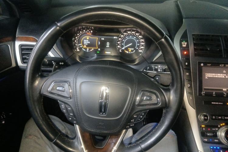 Used Lincoln MKZ 2019 2.0T Luxury Edition China VI Standard Steering Wheel