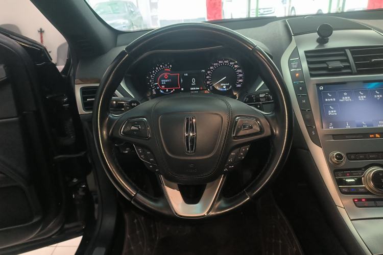 Used Lincoln MKZ 2019 2.0T Luxury Edition China VI Steering Wheel