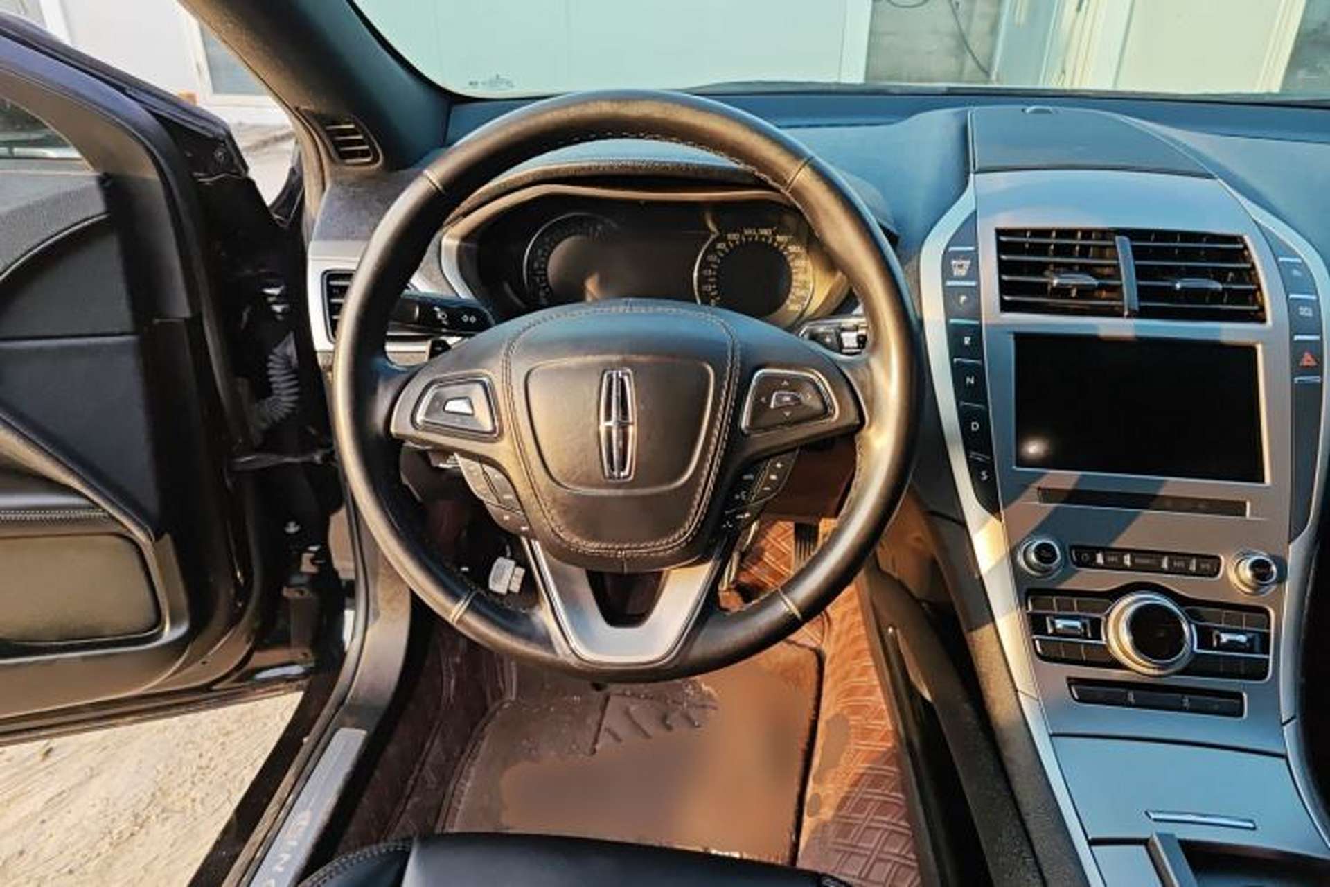 Used Lincoln MKZ 2019 2.0T Zunyue Edition China VI Standard Steering Wheel
