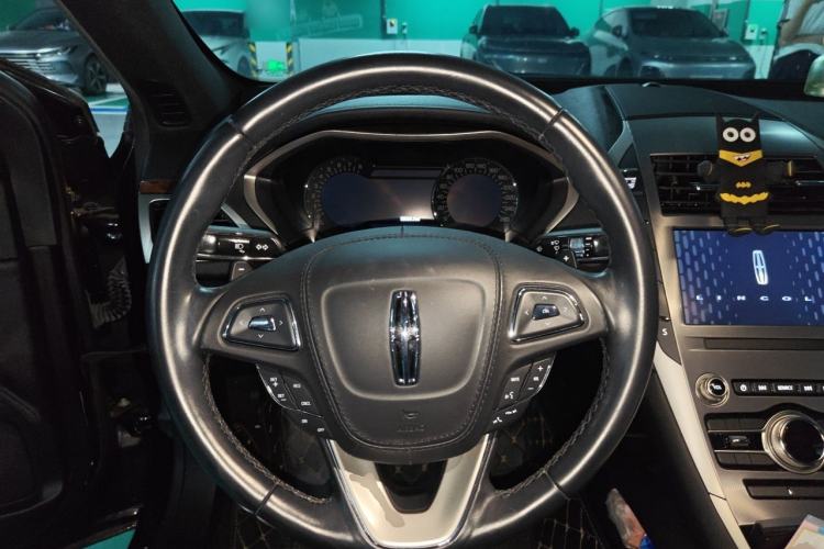Used Lincoln MKZ 2019 2.0T Zunyue Edition China VI Standard Steering Wheel