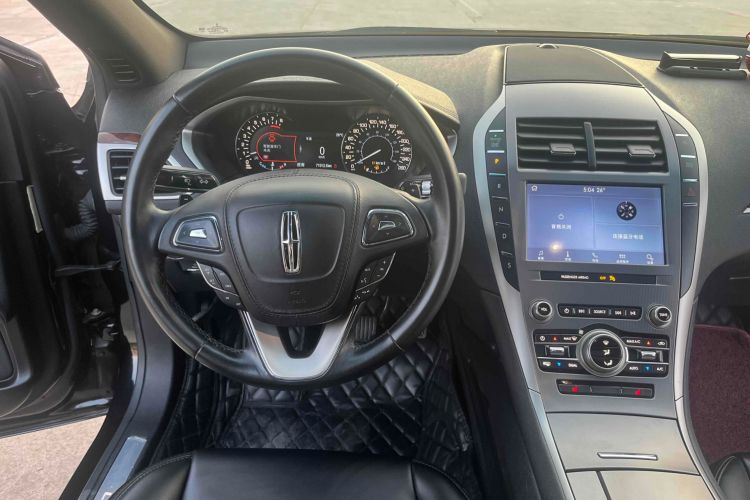 Used Lincoln MKZ 2019 2.0T Luxury Edition China VI Steering Wheel