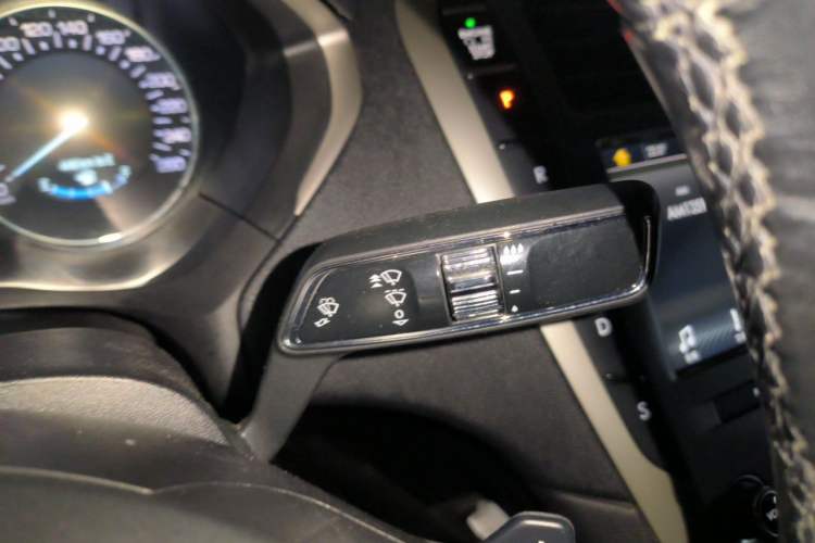 Used Lincoln MKZ 2019 2.0T Luxury Edition China VI Vehicle Key