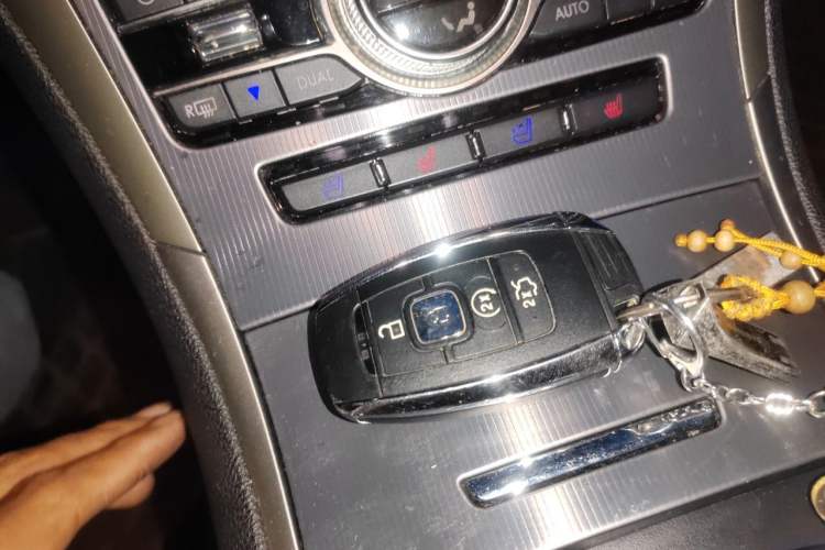Used Lincoln MKZ 2019 2.0T Luxury Edition China VI Standard Vehicle Key