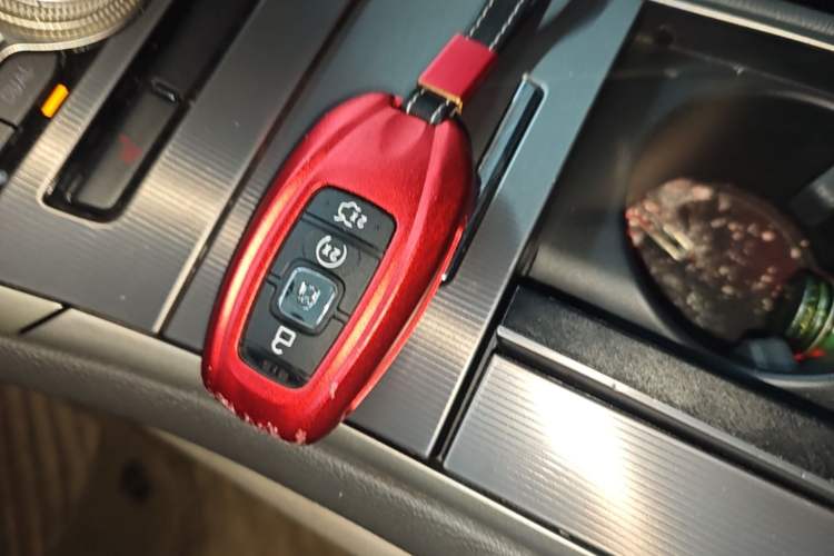 Used Lincoln MKZ 2019 2.0T Luxury Edition China VI Vehicle Key