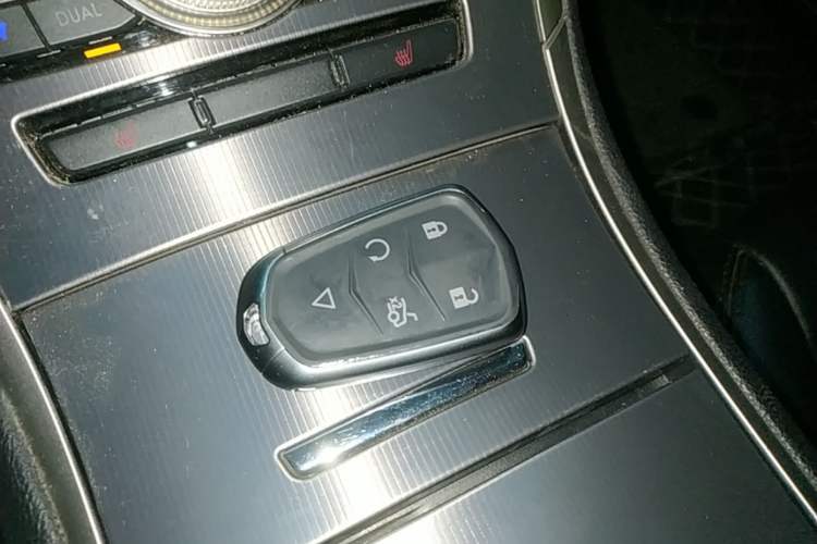 Used Lincoln MKZ 2019 2.0T Luxury Edition China VI Vehicle Key