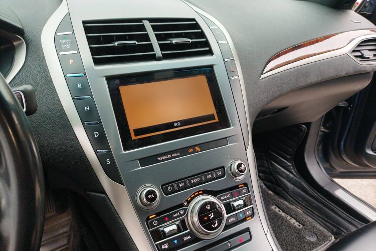 Used Lincoln MKZ 2019 2.0T Luxury Edition China VI Audio And AC Panel