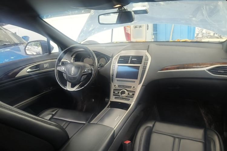 Used Lincoln MKZ 2019 2.0T Luxury Edition China VI Center Console