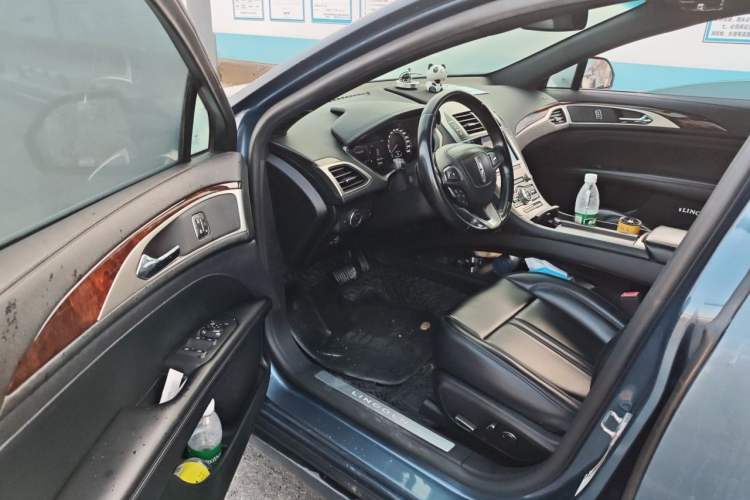 Used Lincoln MKZ 2019 2.0T Luxury Edition China VI Driver Seat