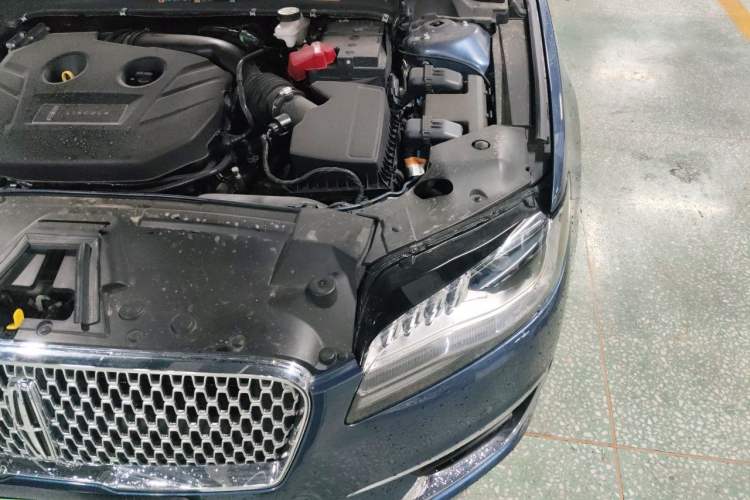 Used Lincoln MKZ 2019 2.0T Luxury Edition China V Standard Engine Bay Left