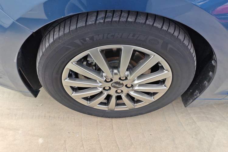 Used Lincoln MKZ 2019 2.0T Luxury Edition China VI Exterior 3