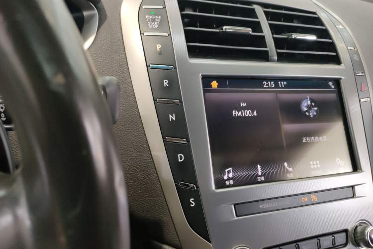 Used Lincoln MKZ 2019 2.0T Luxury Edition China VI Gear Lever