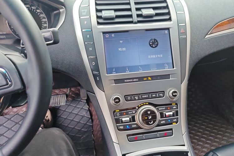 Used Lincoln MKZ 2019 2.0T Luxury Edition China VI Gear Lever