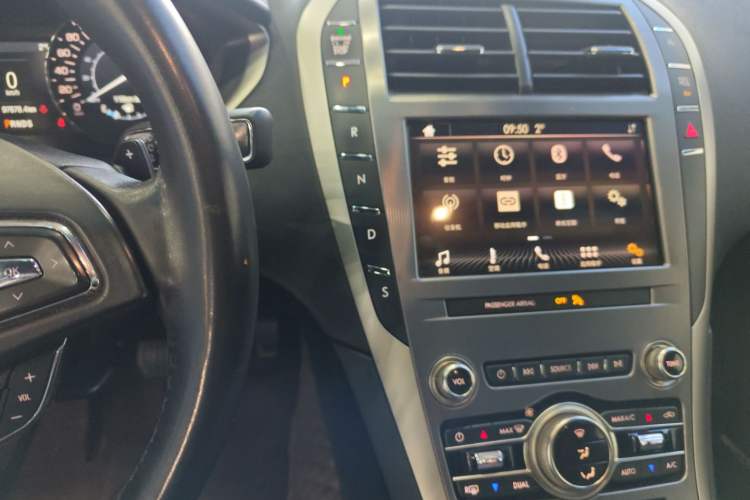 Used Lincoln MKZ 2019 2.0T Luxury Edition China VI Gear Lever