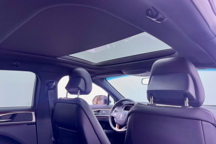 Used Lincoln MKZ 2019 2.0T Luxury Edition China VI Standard Headliner